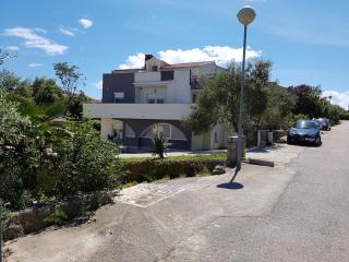 Apartments Maksim and Timon - Krk - 3