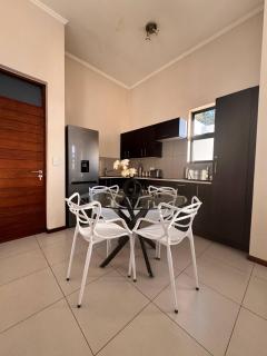 2 Bed in Gorgeous Golf Estate - Honeydew - 6
