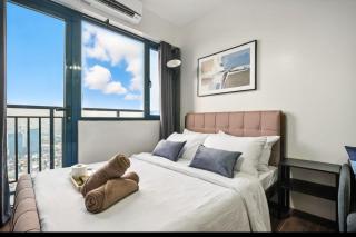 Makati CBD Penthouse Studio with City Views - 4