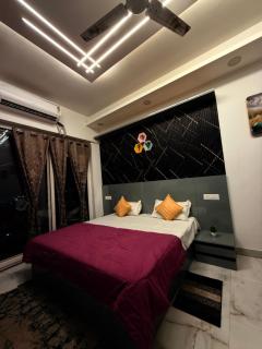 The loft on Main - 2