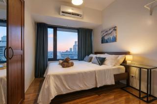 Makati 1BR with Skyline View at Air Residences - 0