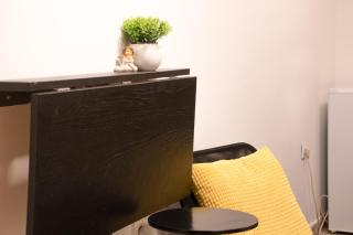 Tiny Condo Near Maksimir Park - 2