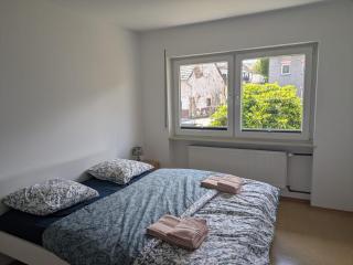 Spacious and Luminous Apartment in a Bungalow - Züsch - 4