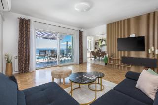 Holiday Home Zarello with Private Pool next to the Sea - Split - 4