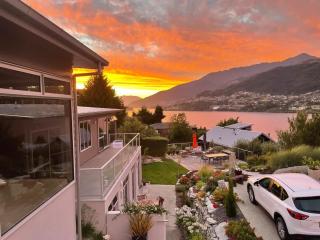 Queenstown Alpine Escape - 1
