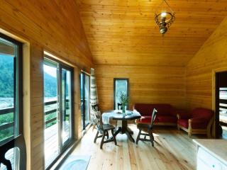 Glola LakeFront - 3