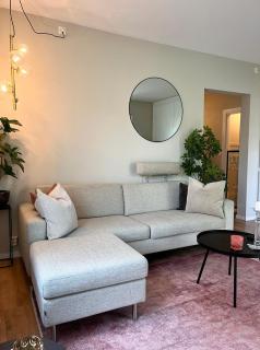 Modern apartment with a balcony and free parking - 9