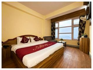 Hotel Amar Palace With mountain view - 0