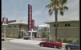 Carlton Motor Lodge - 1