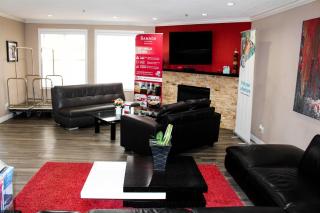 Ramada by Wyndham Sherwood Park - Sherwood Park - 9