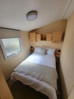 Parkdean Southview Vintage 45 Three bed Sleeps 8 Pet Friendly - Skegness - 4