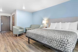 WoodSpring Suites Elkhart - 2