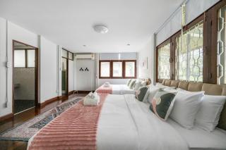 MIQ S22 Pool Villa PhromPhong Emsphere 5BR - 4