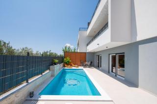 Villa Mima II, Holiday oasis with hydromassage pool - 9