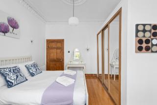 Beach Walk Apartment - 5