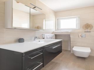 Modern Apartment in Slatine with Terrace - 2