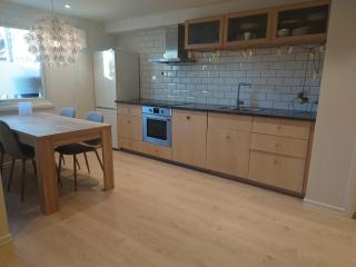 Central apartment with 2 bedrooms and free parking - Jessheim - 9