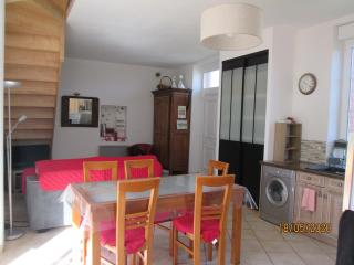 Modern holiday home in Crux-La-Ville with terrace - 6