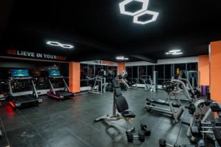 Marina Bay One Bedroom Apartment, Swimming pool, gym, workspace,JW Homes Westland Living - 1