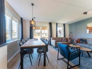 Beautiful holiday home in Scherpenisse with charming terrace - 7