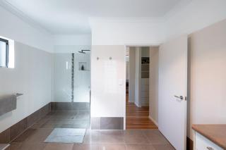 Private Beach Oasis Secluded Retreat at Beachmere - Beachmere - 9