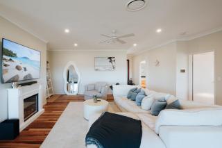 Private Beach Oasis Secluded Retreat at Beachmere - 3