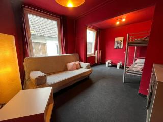 Exclusive Apartment in St Pauli, Only for Men! - 9