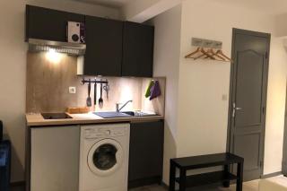 Cosy Studio Proche Palais Des Papes - 2