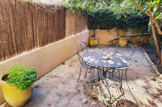 STUDIO of 24m with small patio - Avignon - 1
