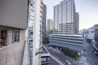 The Icon 1 Bedroom Apartment on High Floor - 8