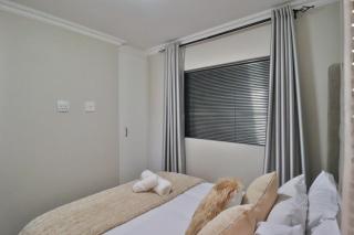Cottonwoods 102 - Johannesburg - 3