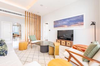 Stunning Sea View 3BR with Private Beach - 8