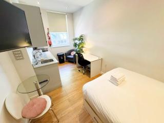 Harford House Studios 25 - Hopewell - Bristol - 3