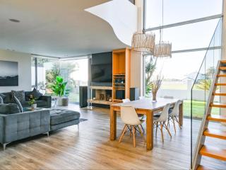 6 Selwyn Court - Beach Front - 5