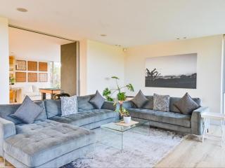 Luxury Apartment - Unit 22 Brookes Hill - Gqeberha - 4