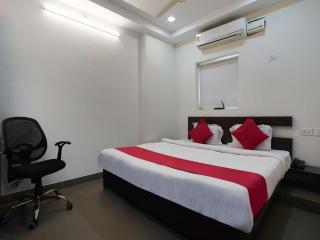 Hotel O Pydithalli Ammavari Temple Vizianagaram - 9
