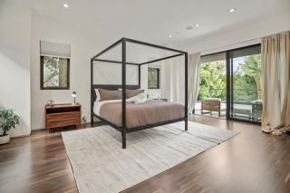 Crescent Heights - 6