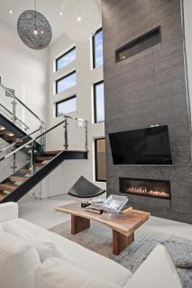 Crescent Heights - 3