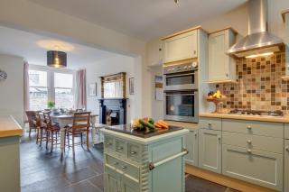 4 Swiss Villas - Ambleside - 9