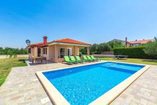 Villa Amalee by Villa Plus - Ližnjan (Lisignano) - 0