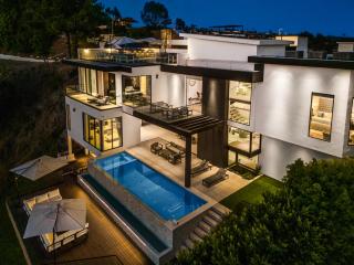 Linda Flora Modern Estate - 8