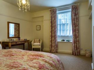 2 Bed in Grange Over Sands LCC01 - Grange Over Sands - 9