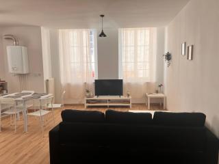 Chez Jean&Véro Appartement relaxant - Centre Ville Verdun - Géré par PrestaZen'Services - 3