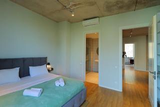 2BR luxury apartment with 2 Balconies in historic Tbilisi - 2
