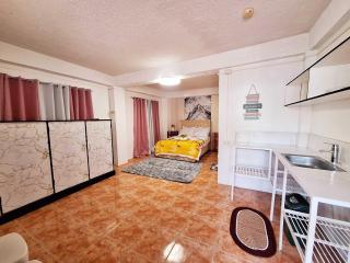 L1 Family Studio Apartment Room near Damosa IT Park, SM Lanang & Airport - 1