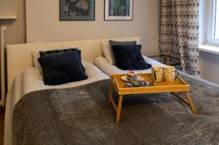 Powiśle Apt - Balcony, Workspace - by Rentujemy - Warschau - 5