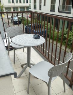 Powiśle Apt - Balcony, Workspace - by Rentujemy - Warschau - 4