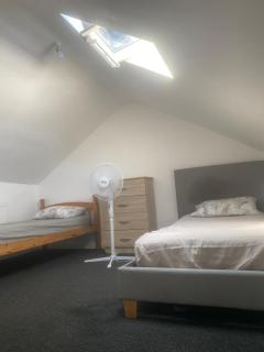 The Haven Loft-Cozy Room in a house - Grays Thurrock - 4