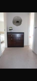 Luxe London Apartment with Amazing Views - Longdown - 1