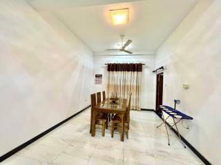 White House by RECO - Arangala - 0